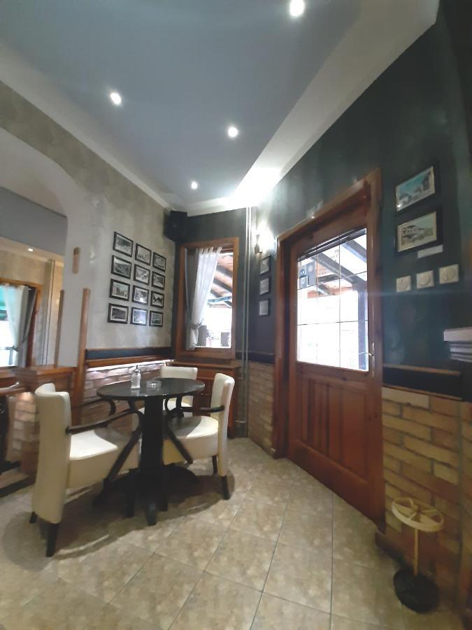 Caffe Pizzeria I Apartmani Bona Fides Nm Nova Varoš Dış mekan fotoğraf